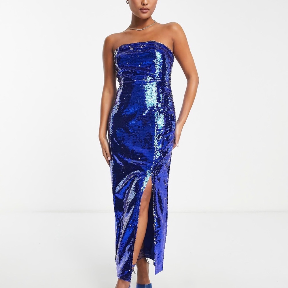 Elegant Strapless Blue Sequin Dress
